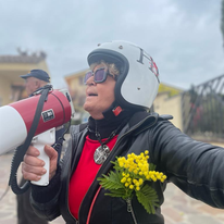 Domenica 9 marzo tredicesima edizione della “StraDozza delle Super Donne”. Il saluto di Rina e le sue amiche che con il 2025 concluderanno il ciclo delle camminate delle SuperDonne